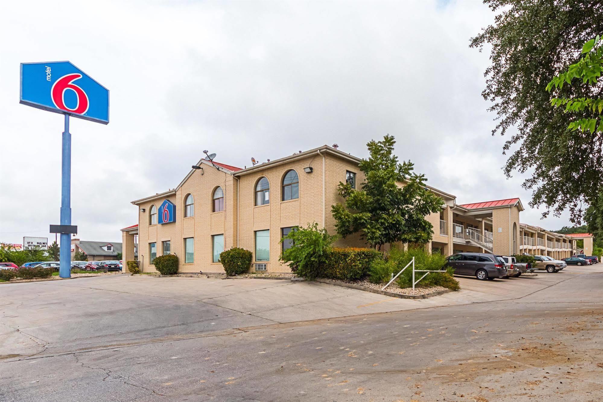 Motel 6-San Antonio, Tx - Fiesta Trails Exterior foto